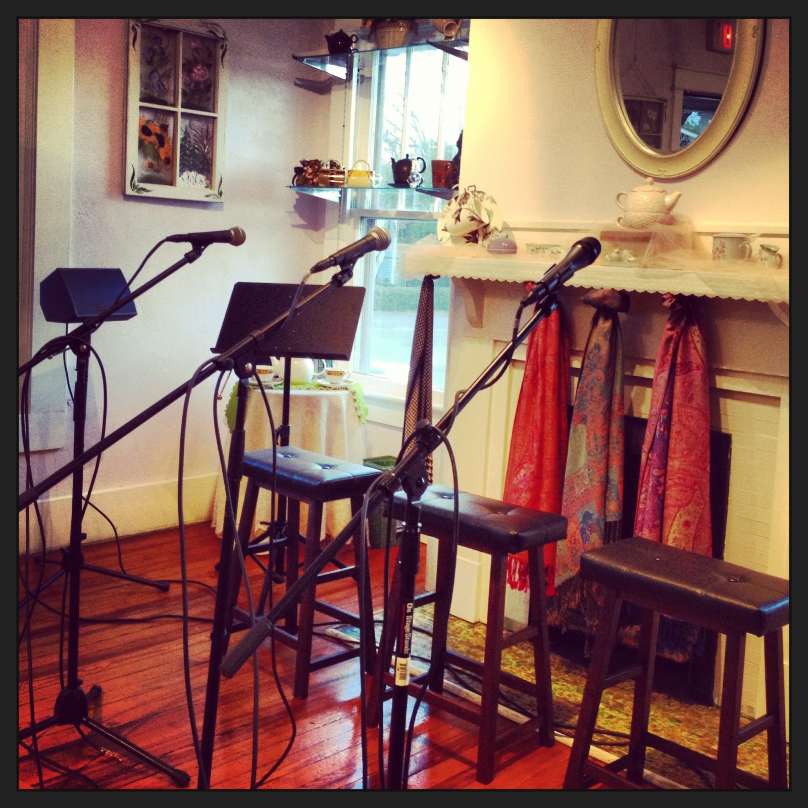 Emma's Tea Room Huntsville's Songwriters' Round