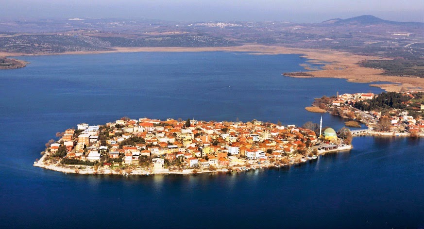 Turkiye Nin En Buyuk Golu Van Golu Seyahat Haberleri