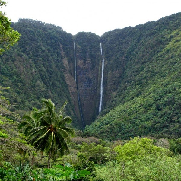 Hi’ilawe Falls, Hiilawe, Hawaii, USA