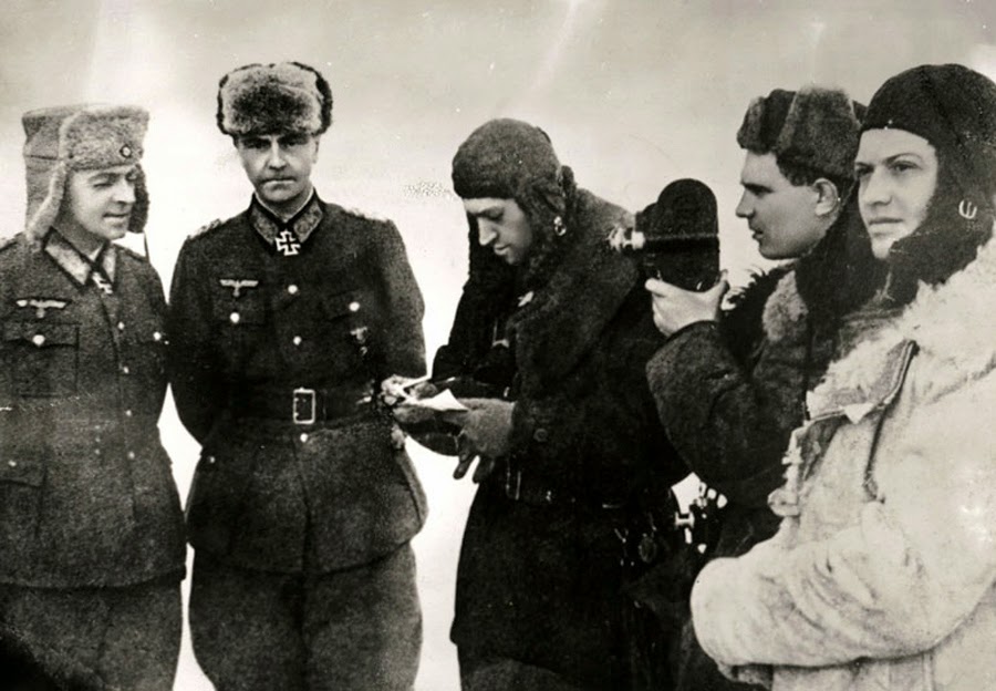 General Paulus sixth army stalingrad surrender 1943