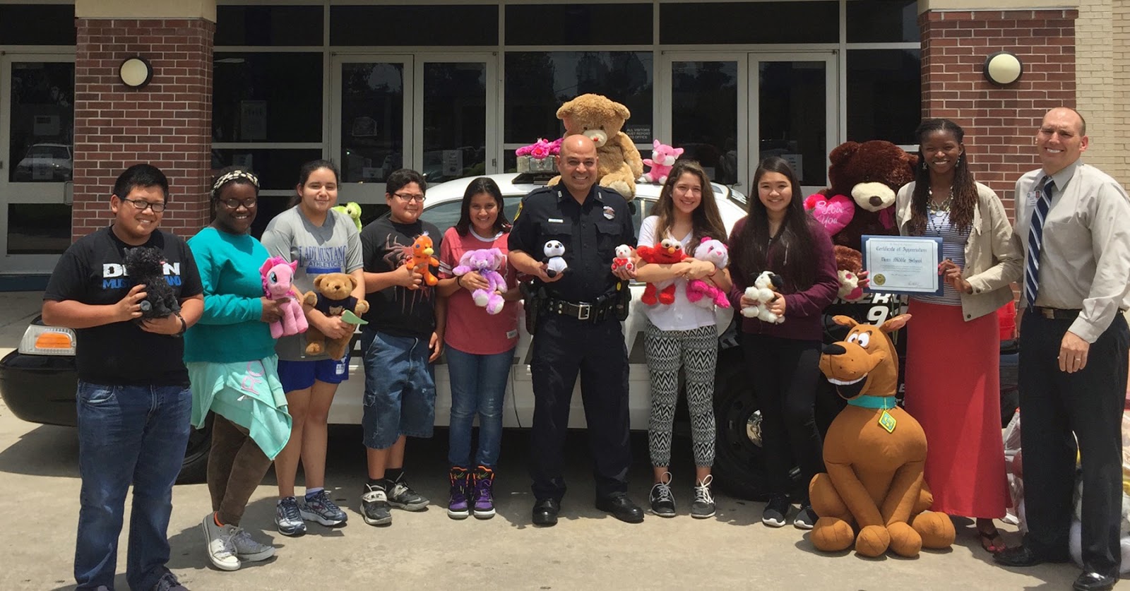 Connection for Employees Bears on Patrol at Dean MS