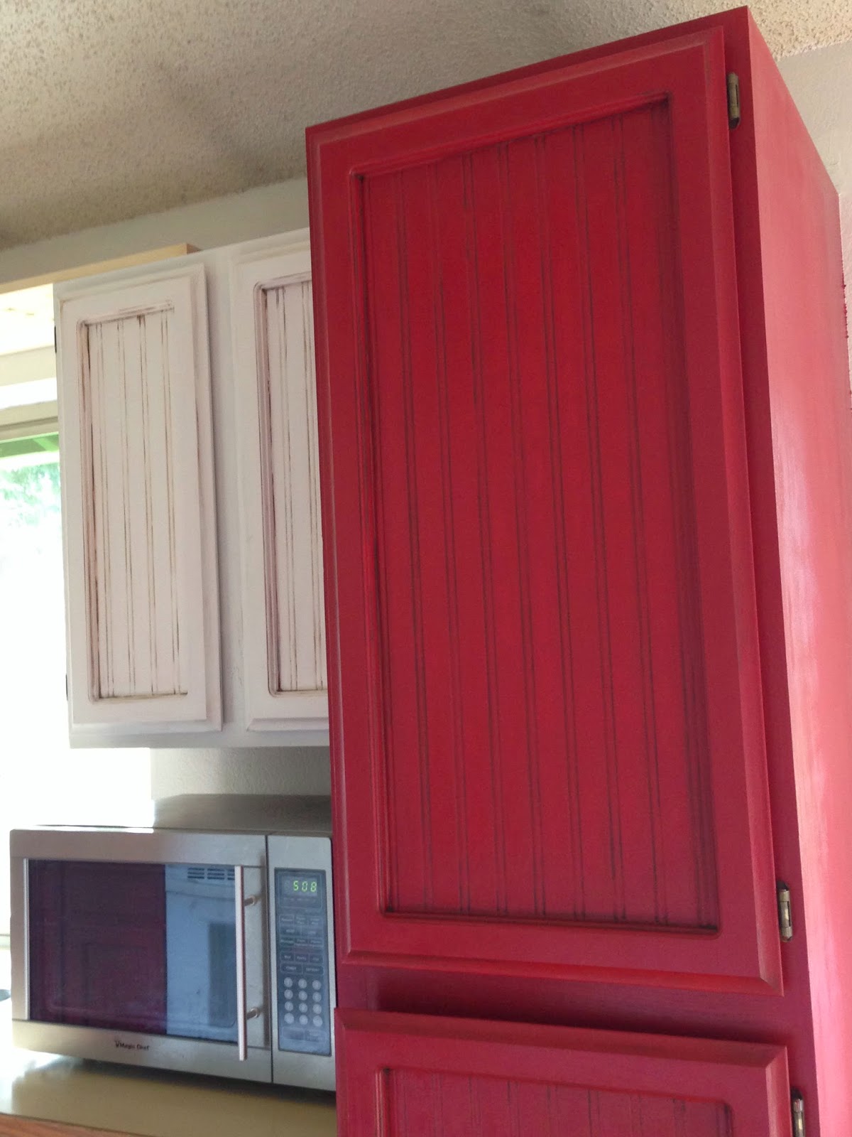 the mint cottage: Glazing Kitchen Cabinets