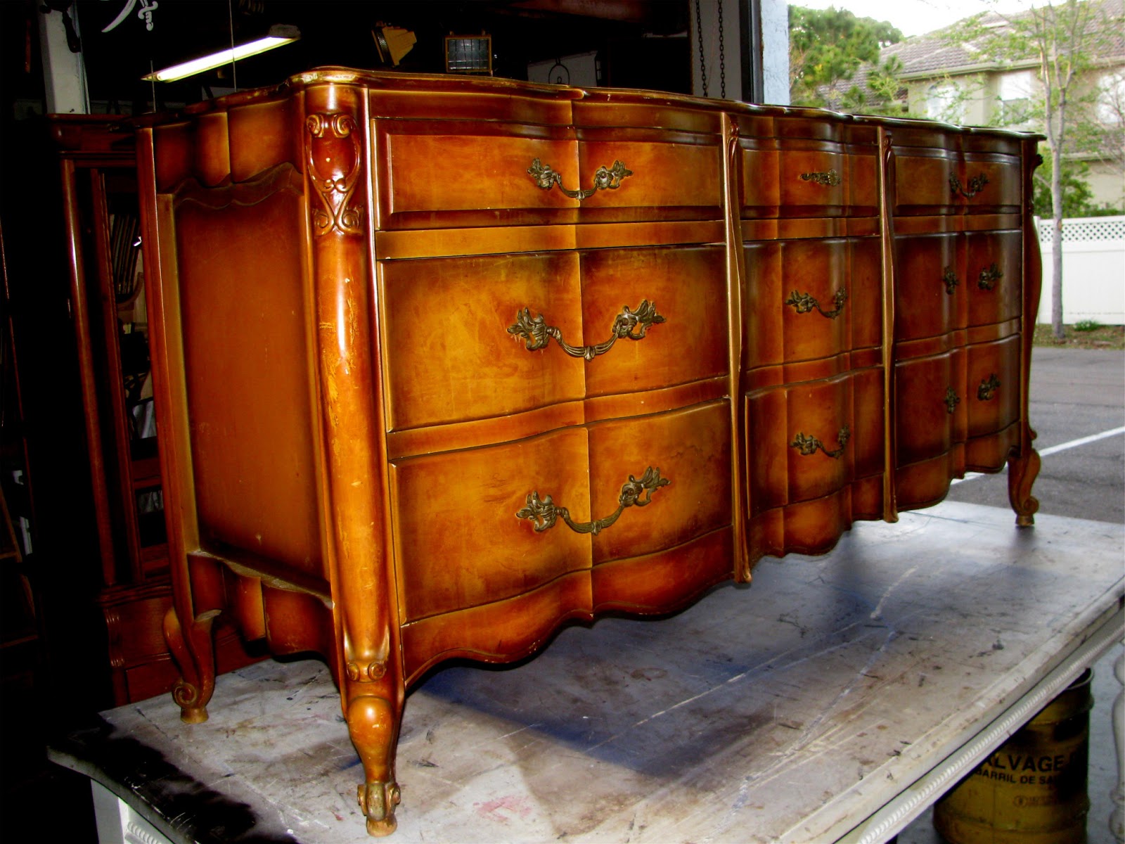 Stiltskin Studios If I hear dueling banjos, we're outta here!