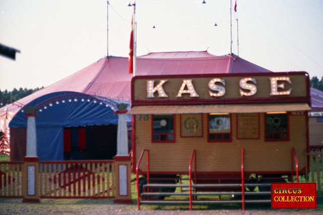 Cirkus Benneweis 1973 Photo Hubert Tièche    Collection Philippe Ros