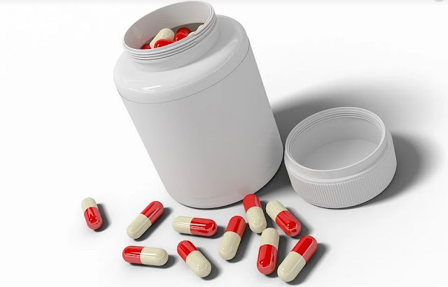 minum obat dengan kopi minum obat; minum obat sebelum makan; minum obat dan susu; minum obat dengan teh; minum obat setelah makan; minum obat berapa jam sekali; jarak jam minum obat; makan buah sebelum minum obat; minum obat setelah 2 jam makan; cara minum obat yang benar; aturan minum obat; cara minum obat; jeda minum obat; minum obat dengan kopi dengan air dingin;