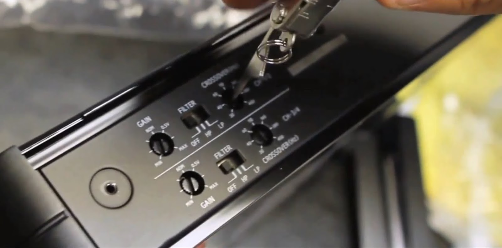 How To Setup Car Audio Crossovers For Both Subwoofer Door