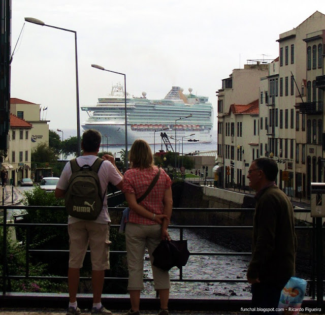 AZURA DA PONTE DO BETTENCOURT - FUNCHAL