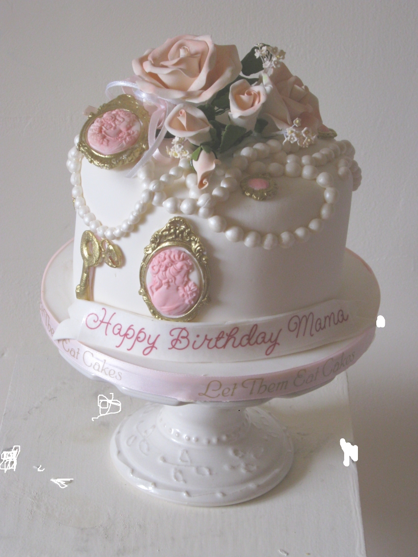 Abaya Cake | Birthday Cake In Dubai | Cake Delivery – Mister Baker