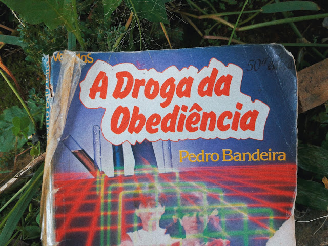 Resenha: A Droga da Obediência Resenha: A Droga da Obediência