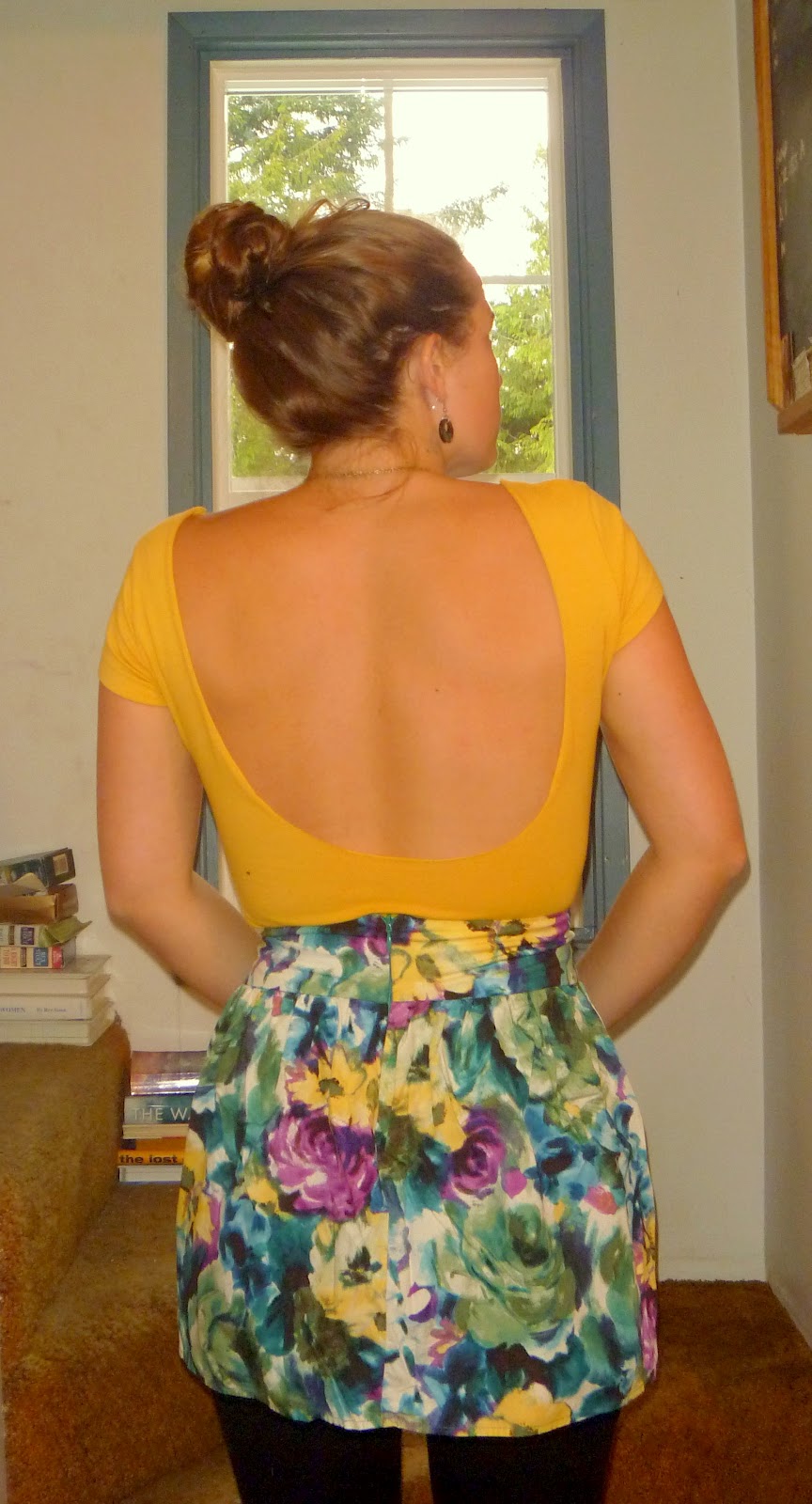 Prudence and Austere: DIY: Easy Backless Shirt