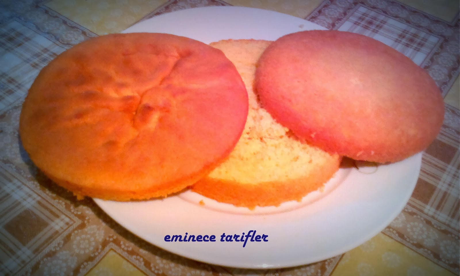Eminece Yemek Tarifleri SADE PANDİSPANYA KEK (Pasta Keki)