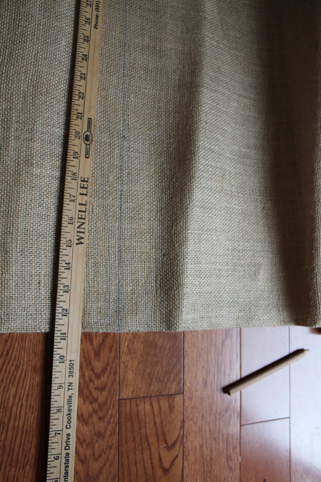 Living the Sweet Life: How to: Burlap Curtains