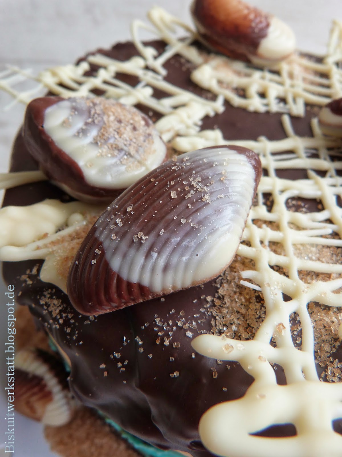 Meeresfrüchte Torte mit Pfirsichsahne und Blue Curacao - Biskuitwerkstatt