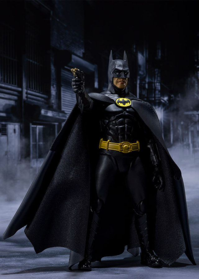 toyhaven S.H. Figuarts 1989 Batman (Michael Keaton) 15cm tall action