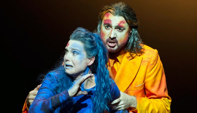 Claire Booth and David Alegret as Elcia and Osiride in Mose in Egitto - Welsh National Opera- credit Richard Hubert Smith