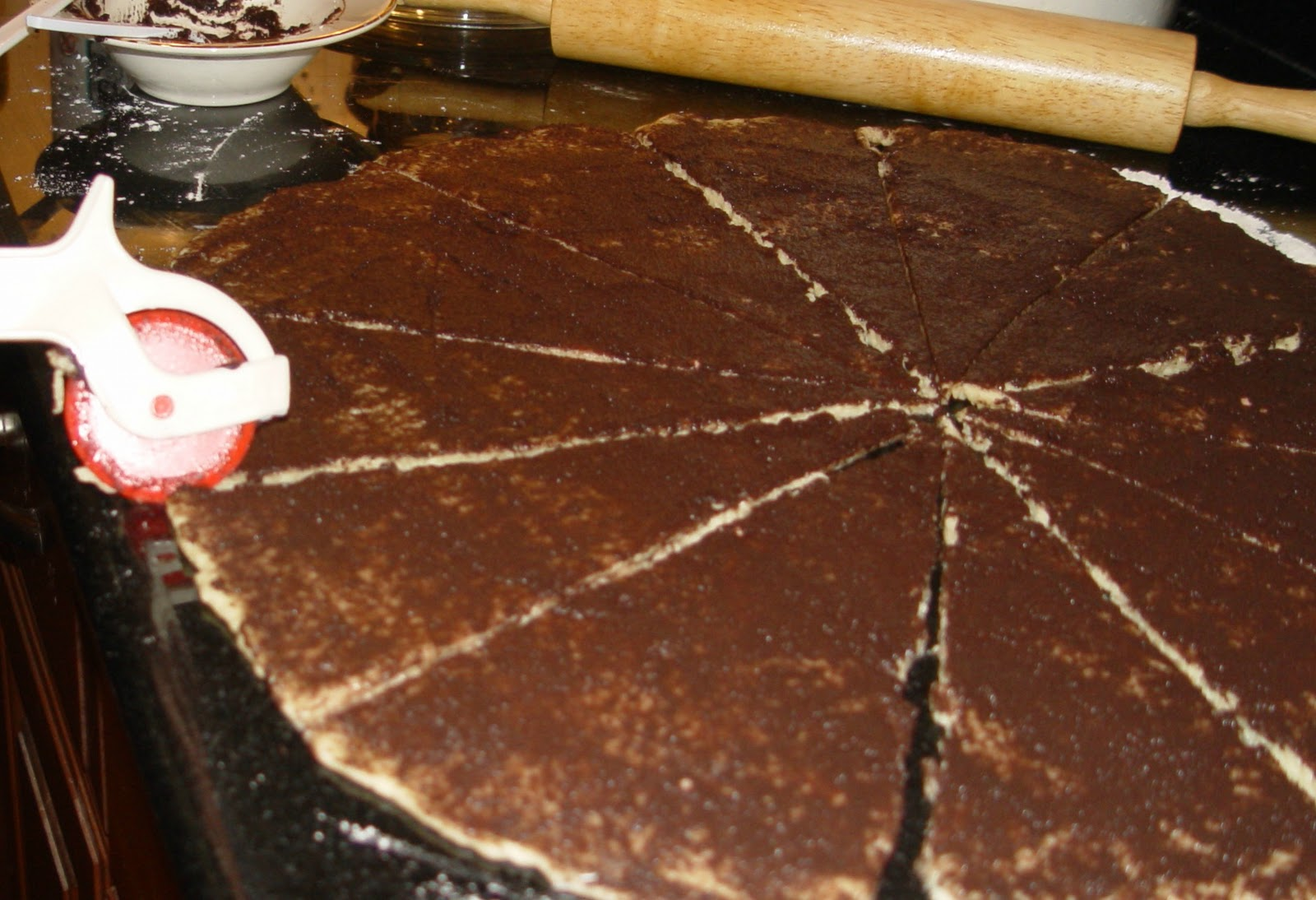 BU DA BENDEN ZEYTİNLİ RULO ÇÖREK