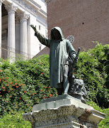 Statue at Vittorio Emanuele monument - Rome