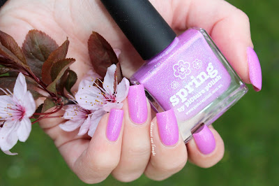 Swatch of the nail polish "Spring" from Picture Polish