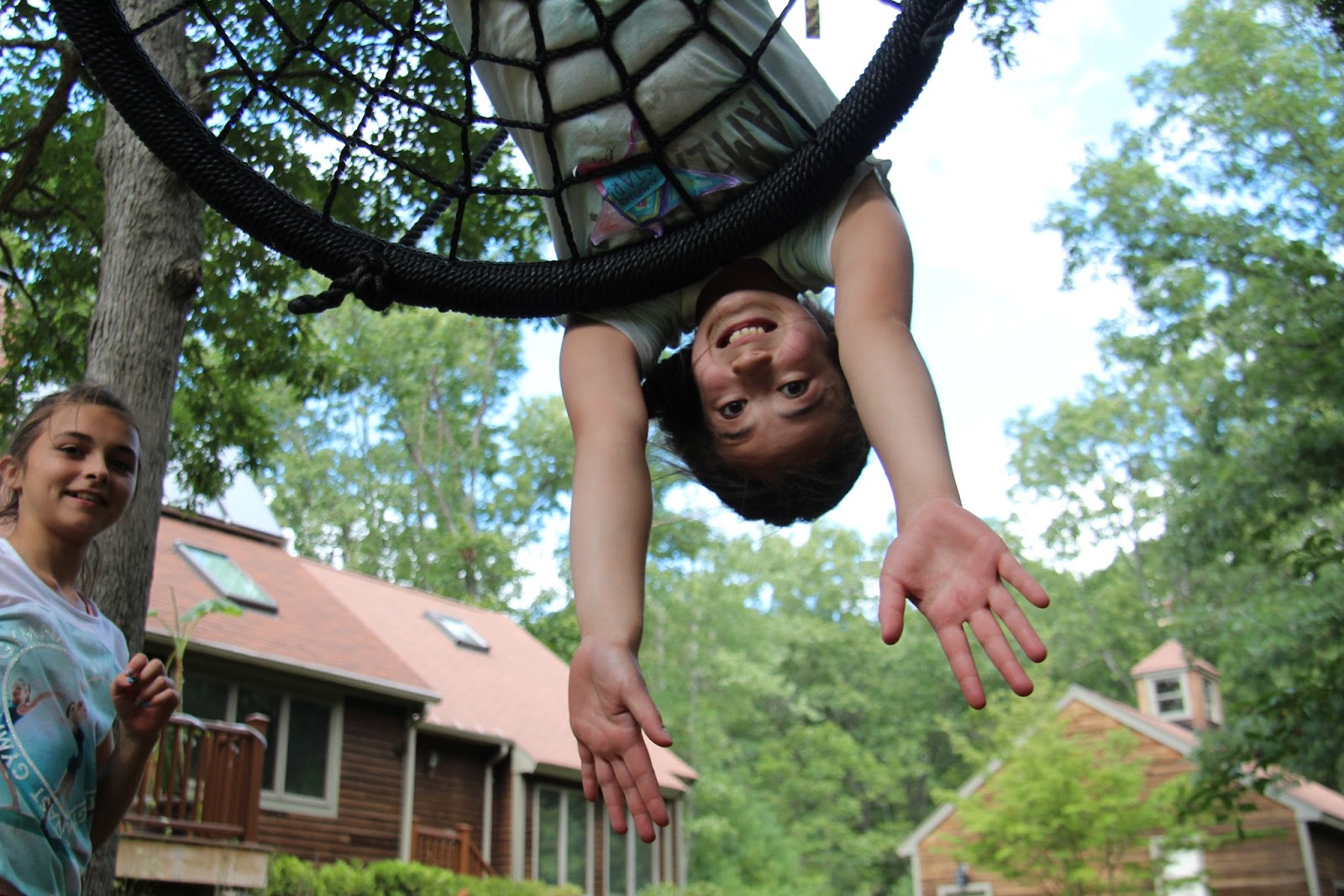 mommy bytes How to Install a Swing Between Trees