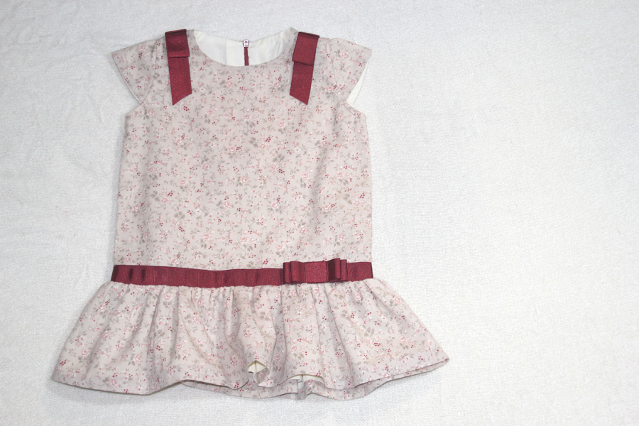 DIY Costura: Vestido de niña con cintura baja (patrón molde gratis)