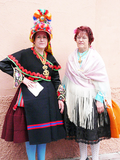 اللباس التقليدي الاسباني العريق ابداع من ايام العرب