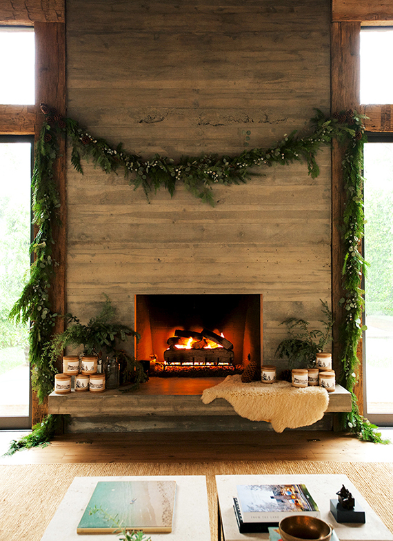 Cozy Christmas decor | Image by Yayo Ahumada via Domaine