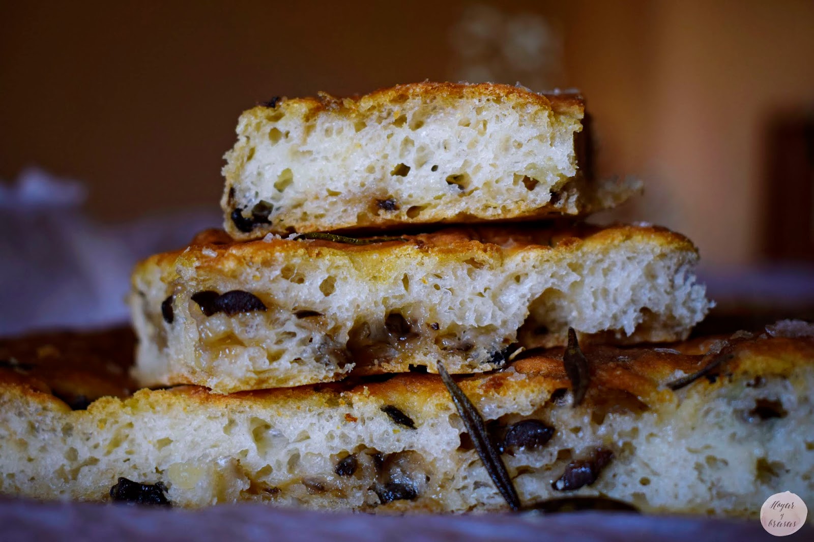 Focaccia con patata en la masa.