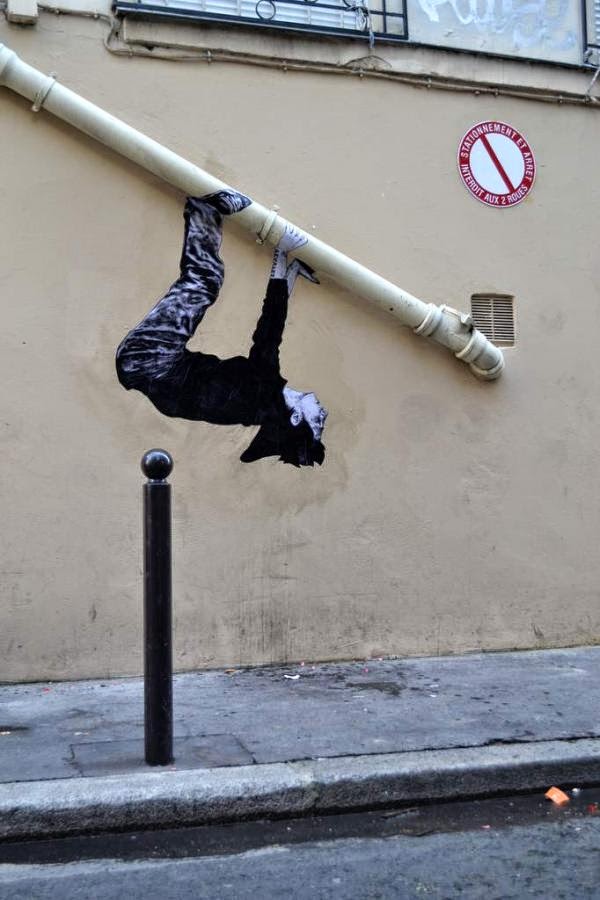 Paris Street Art by Charles Level