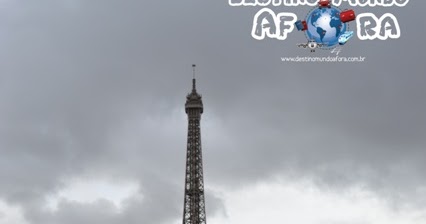 Compra de tickets para a Torre Eiffel