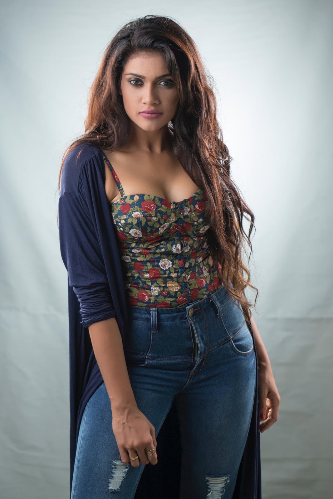 Latest images of Sri Lankan Actress and Model Images And Videos 16PLUSLK