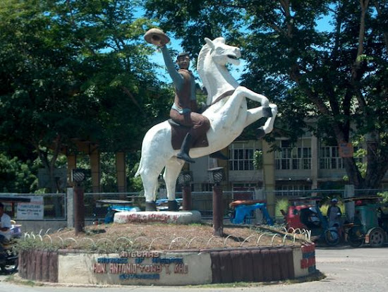Rodeo statue in Masbate City, Bicolandia
