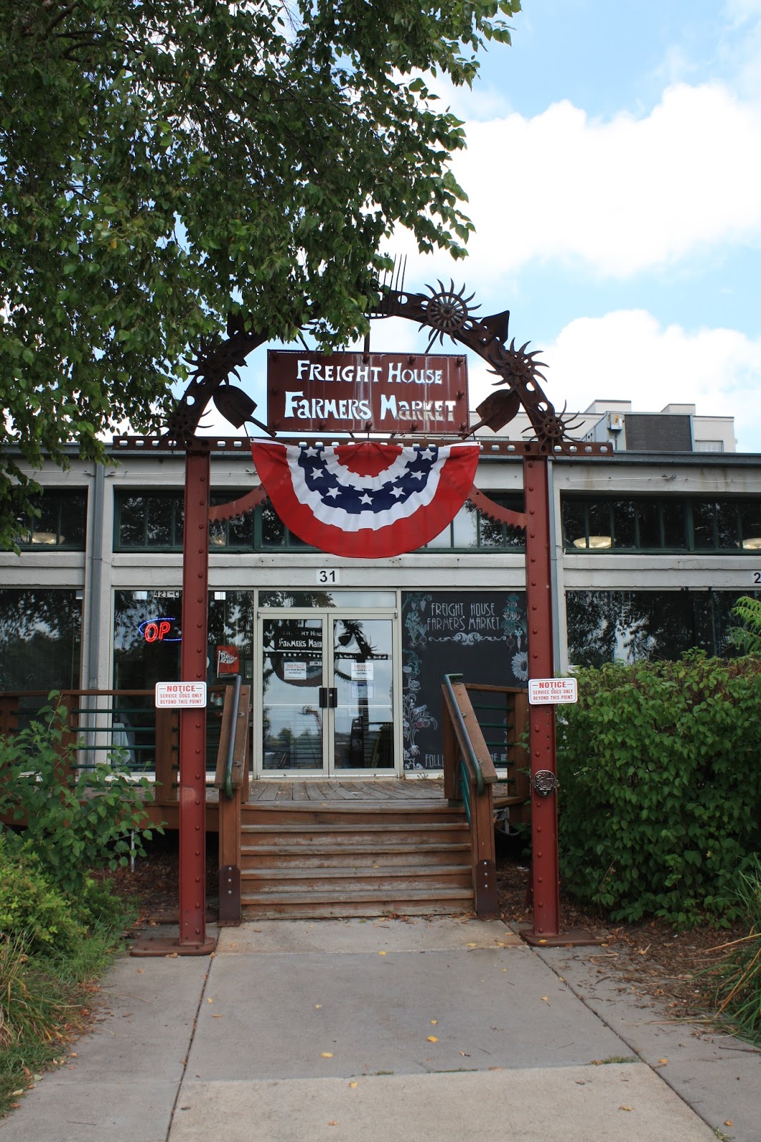 A Little Time and a Keyboard: Eats in the Quad Cities