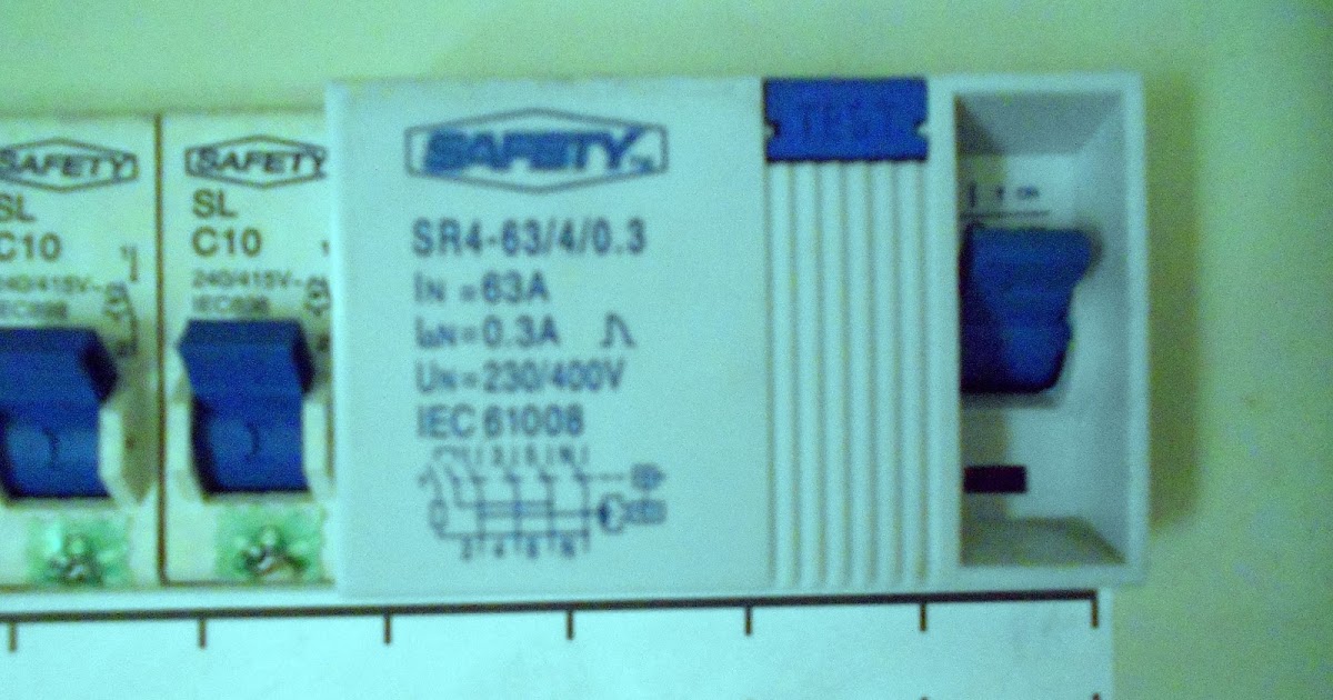 UnME HOMEUPKEEP DIY Replacing Failed or Damaged Main Circuit Breaker