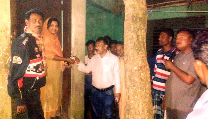 Return home to Islampur 4 home quarantine ইসলামপুরে বিদেশ ফেরত ৪৪ জন হোম কোয়ারেন্টাইনে