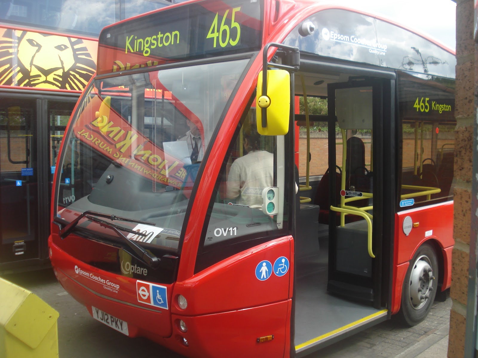 WLTM Transport Blog: Routes 465 and 211 30/06/12