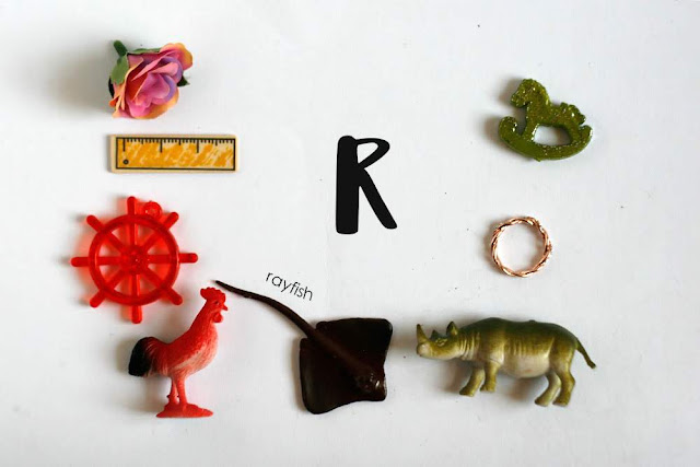 Language objects for Montessori alphabet box by TomToy