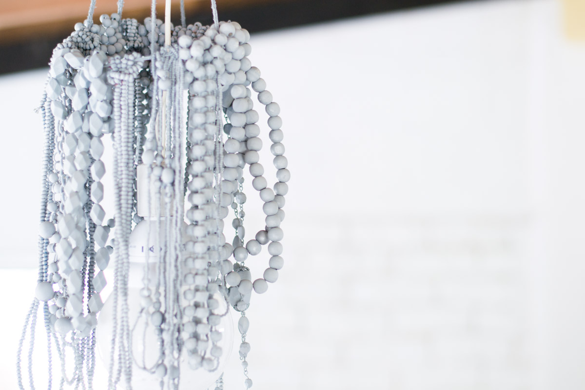 Cómo hacer una Lámpara con collares diy Cómo hacer una Lámpara con collares diy