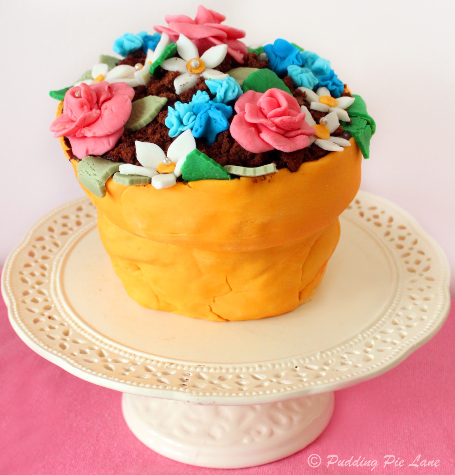 Pudding Pie Lane Flowerpot Cake for Mother's Day