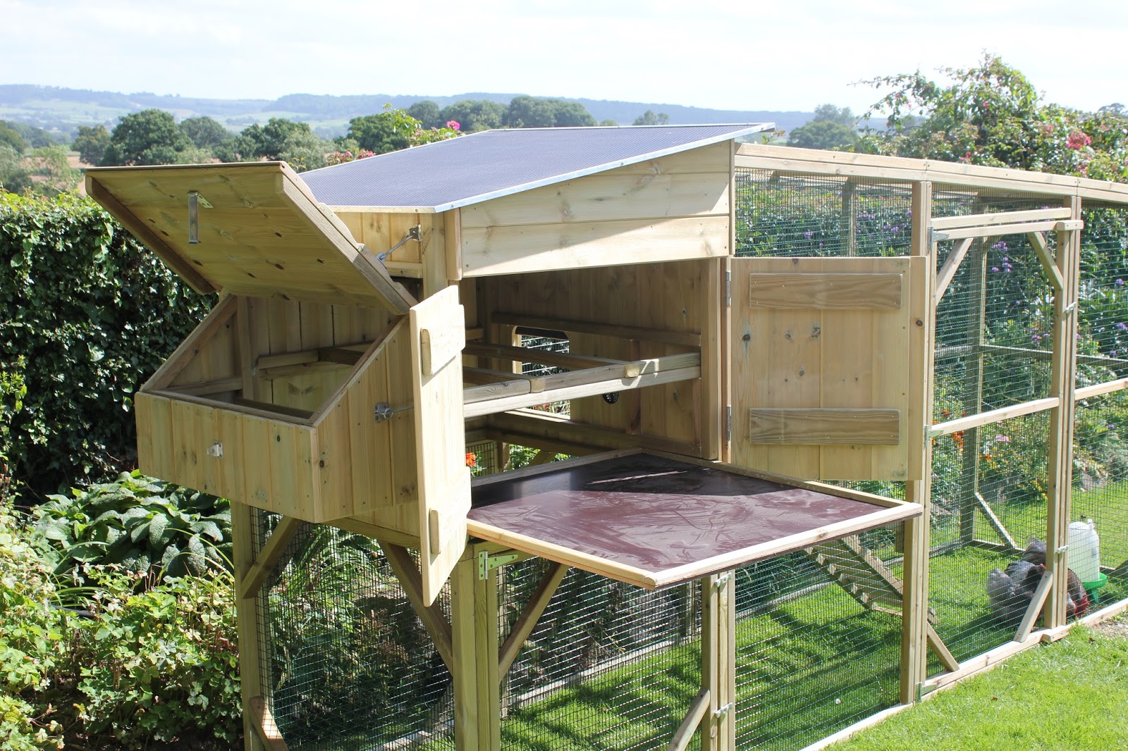 Flyte So Fancy A Photo Tour of the Flyte Aviary 8 Chicken Coop