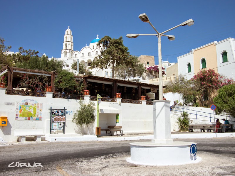 Pyrgos, Santorini