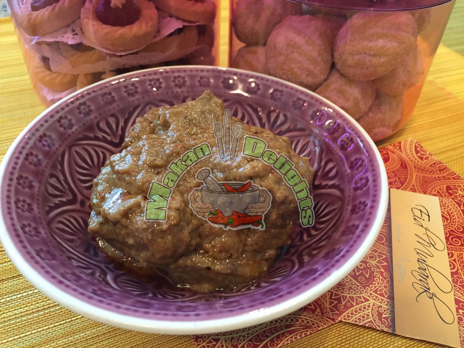 Rendang Daging Hitam Pekat & Berempah