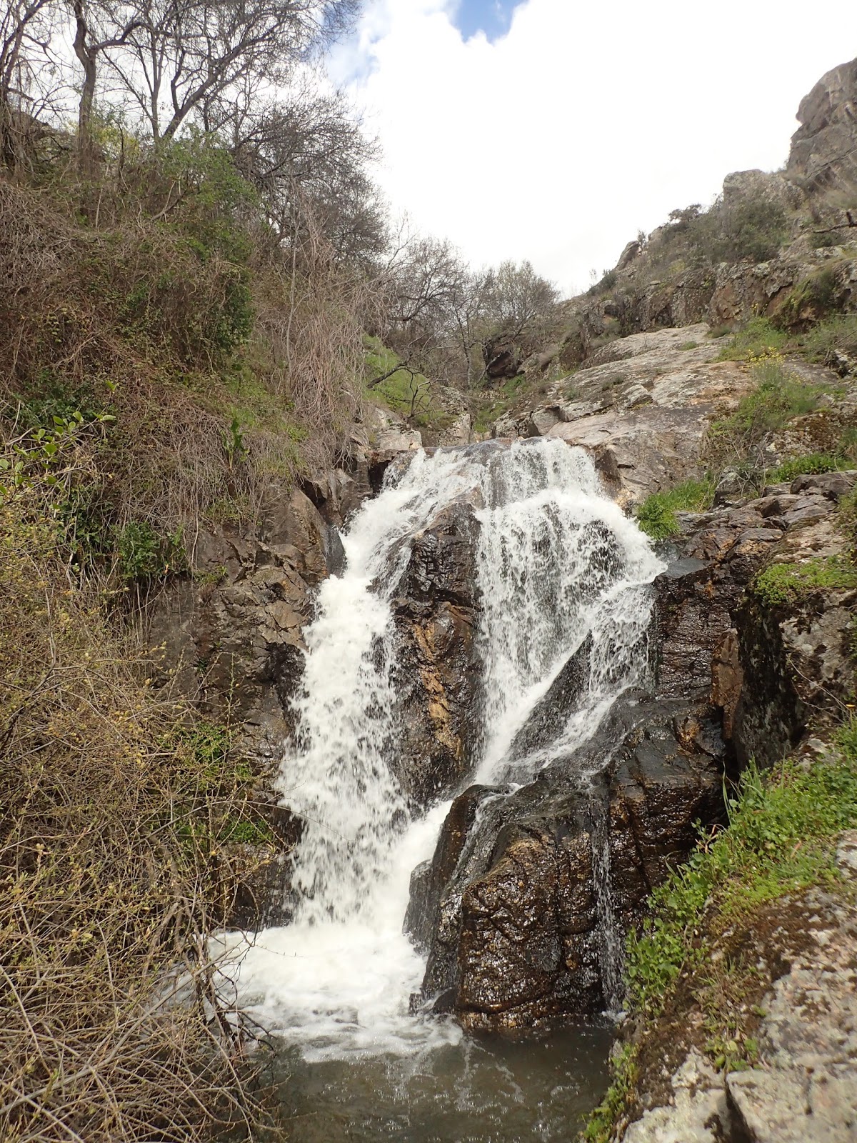 Wikiloc | Ruta Navalafuente Senda de las Cascadas del Cancho y Cerro Mesa, image size:1200x1600