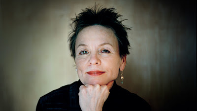 Laurie Anderson Photo