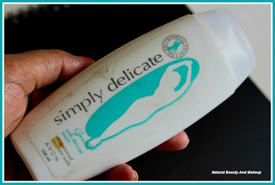 AVON Simply Delicate Gentle Feminine Wash Review, price & benefits