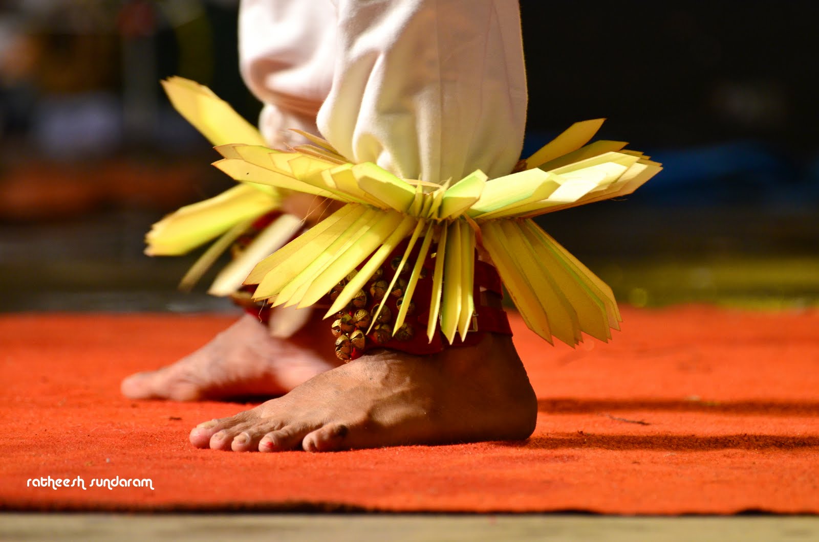 a-view-to-click-seethankan-thullal-a-semi-classical-dance-form