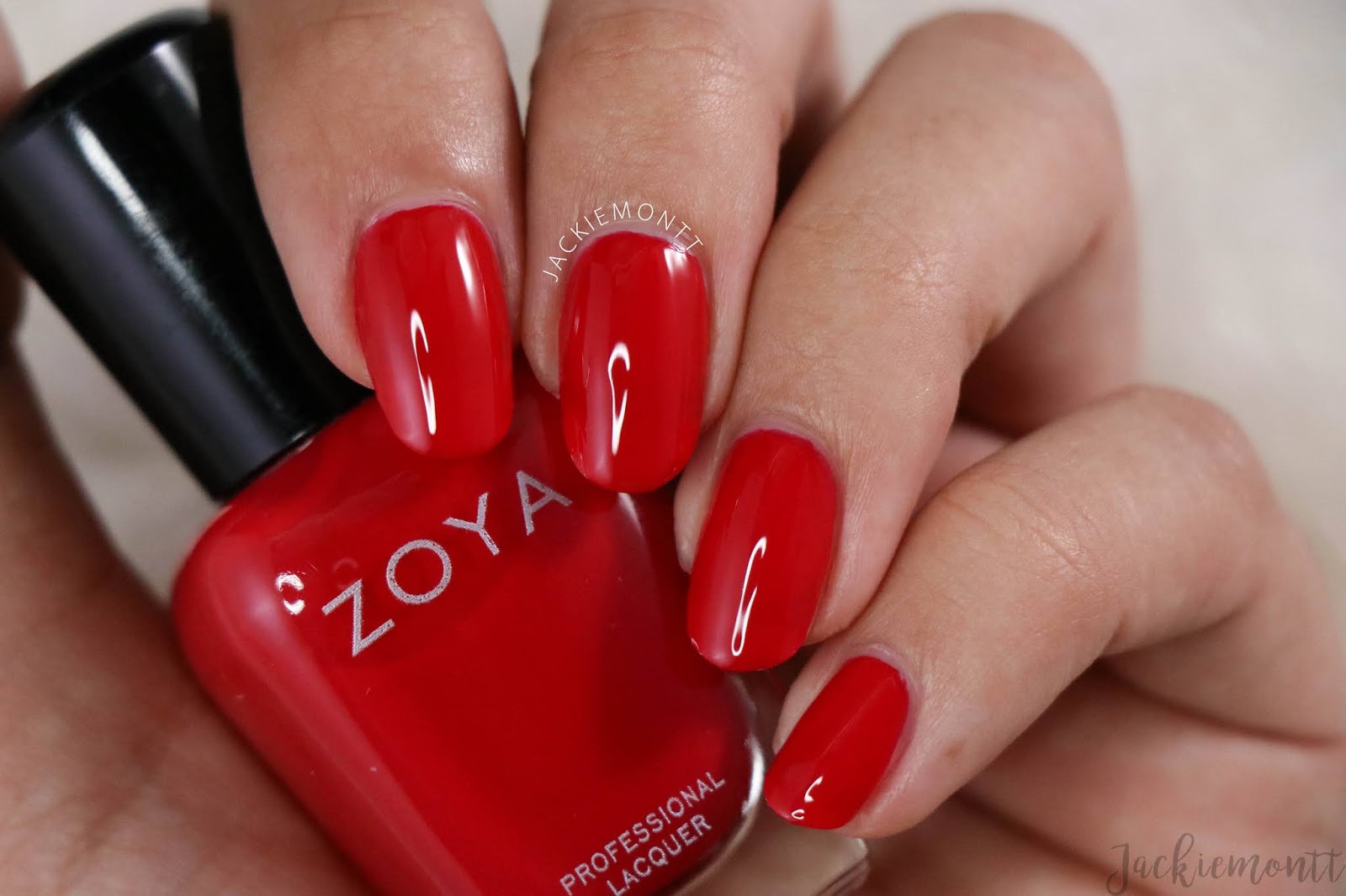 Zoya Holiday Gift Set Review & Swatches - JACKIEMONTT