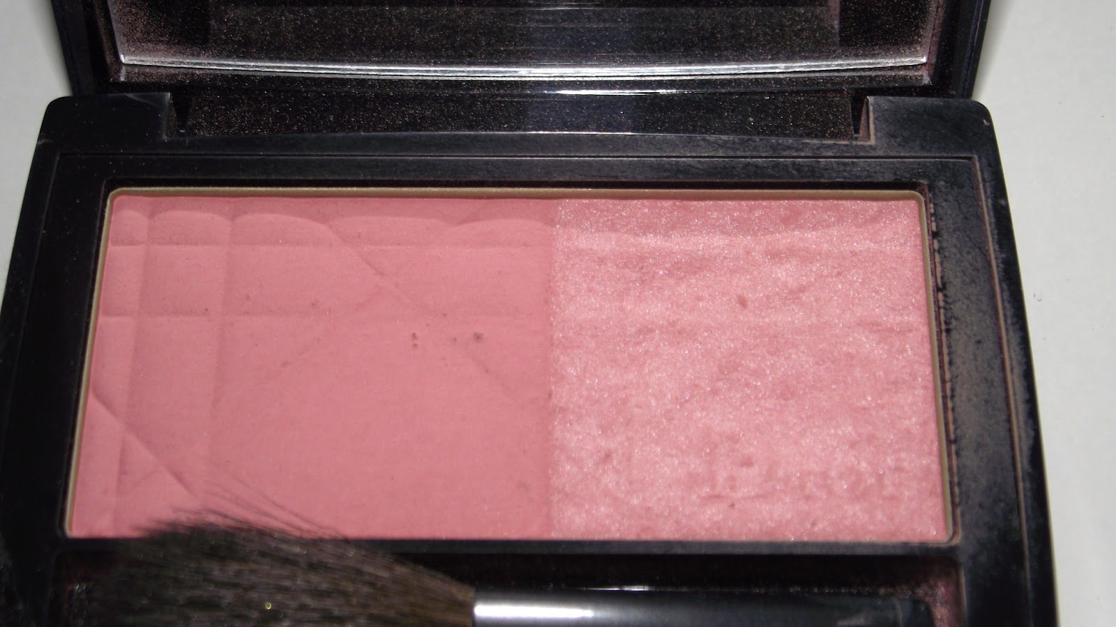 Beauty Reviews And How To's Dior Diorblush Glowing Colour Powder