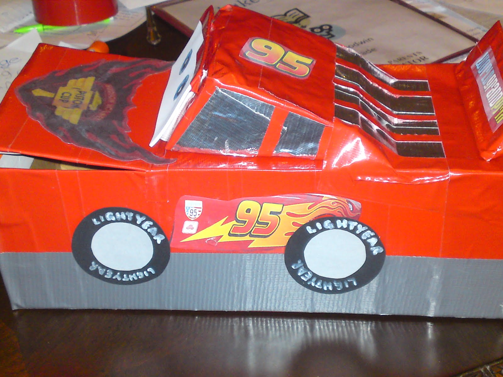 lightning mcqueen wooden toy box