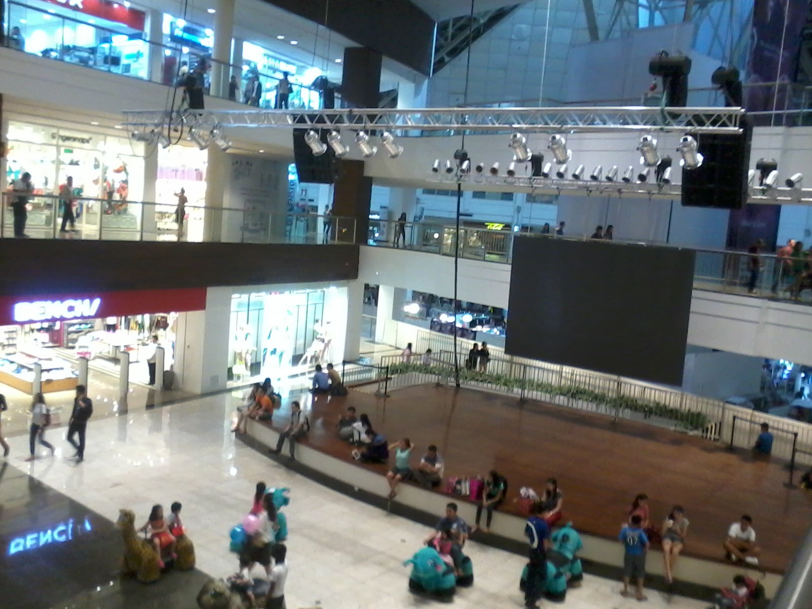 Commuter Adventures From North to South Train ride Stops