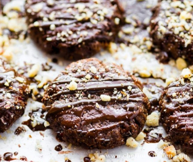 Chocolate Hazelnut Breakfast Protein Cookies Chocolate Hazelnut Breakfast Protein Cookies